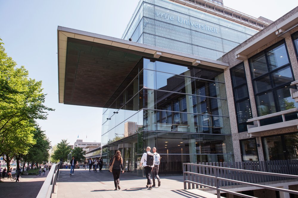 Structured Exchange in Politics, Philosophy and Economics with VU